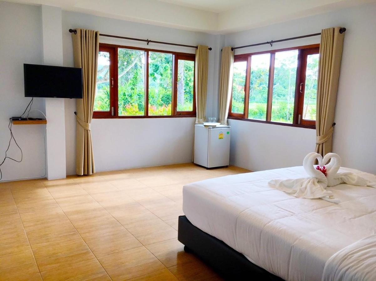 Oon Valley Farm Stay San Kamphaeng Exteriör bild
