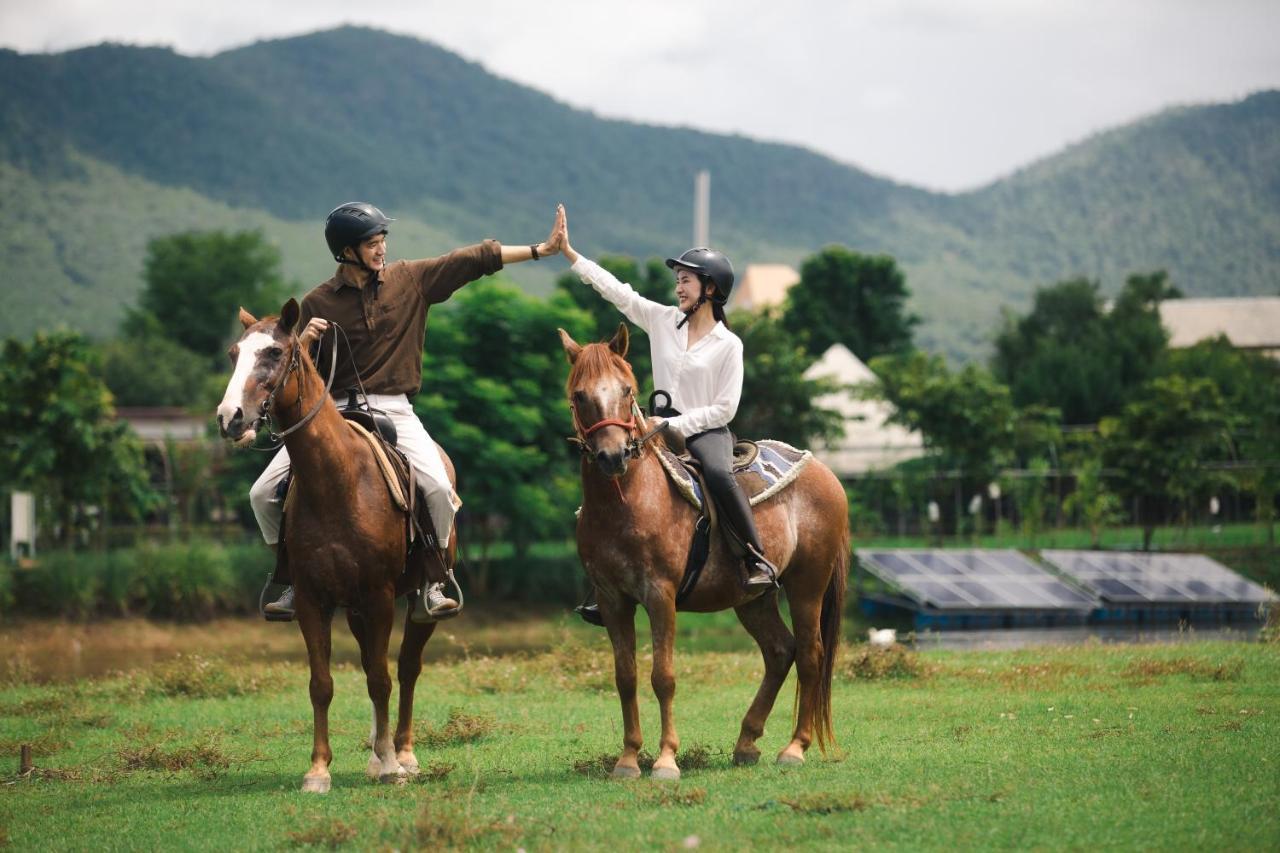 Oon Valley Farm Stay San Kamphaeng Exteriör bild